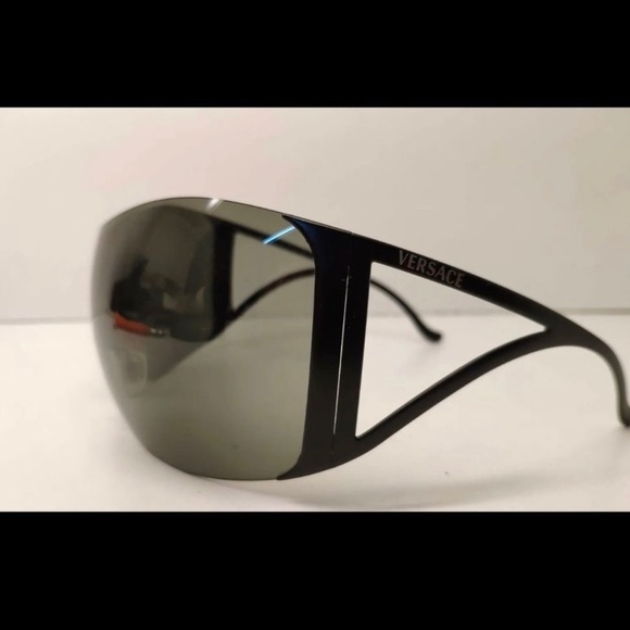 VERSACE vintage 2022 black rimless shield sunglasses - Picture 8 of 8